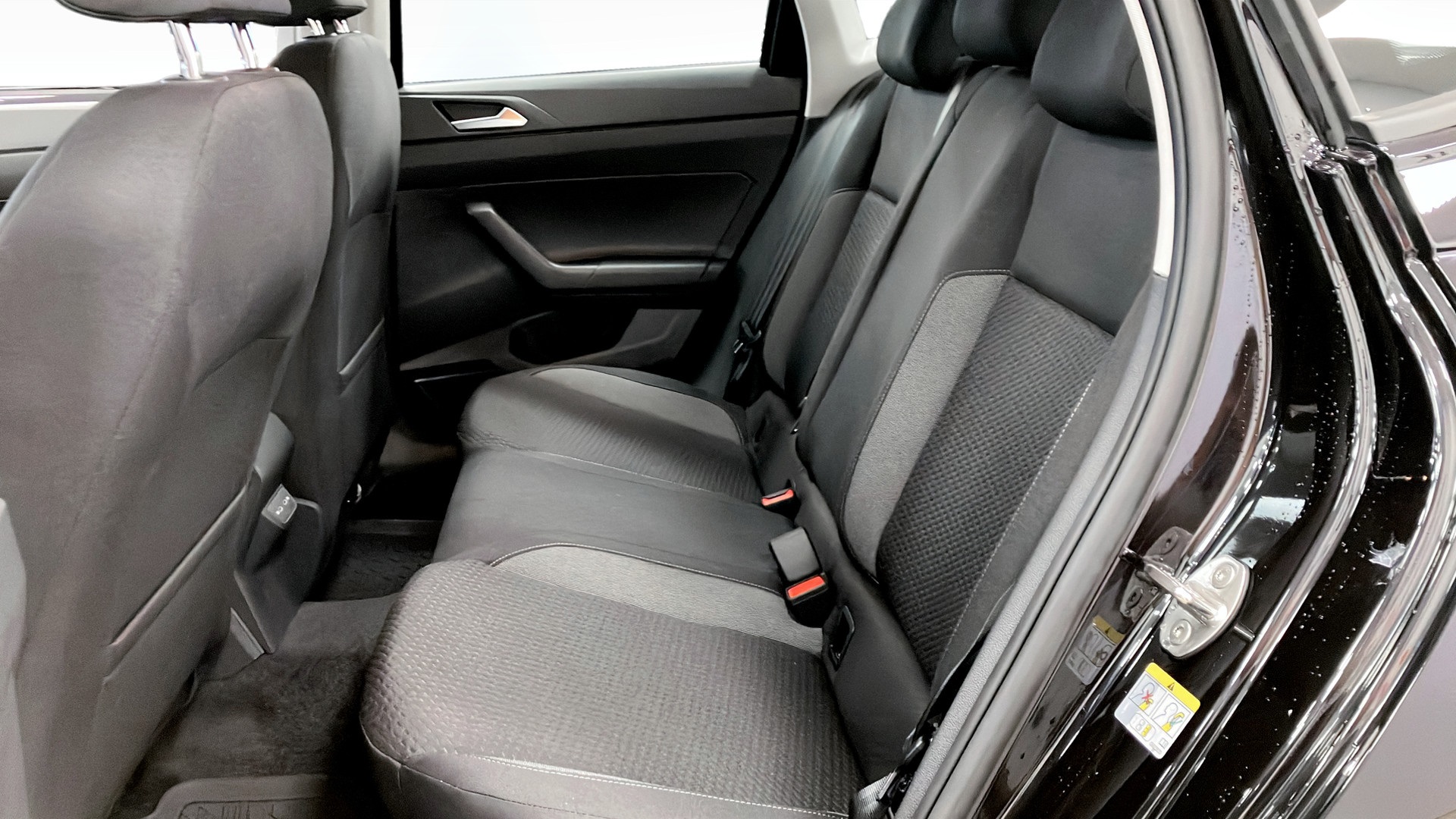Volkswagen Polo KXJ08P