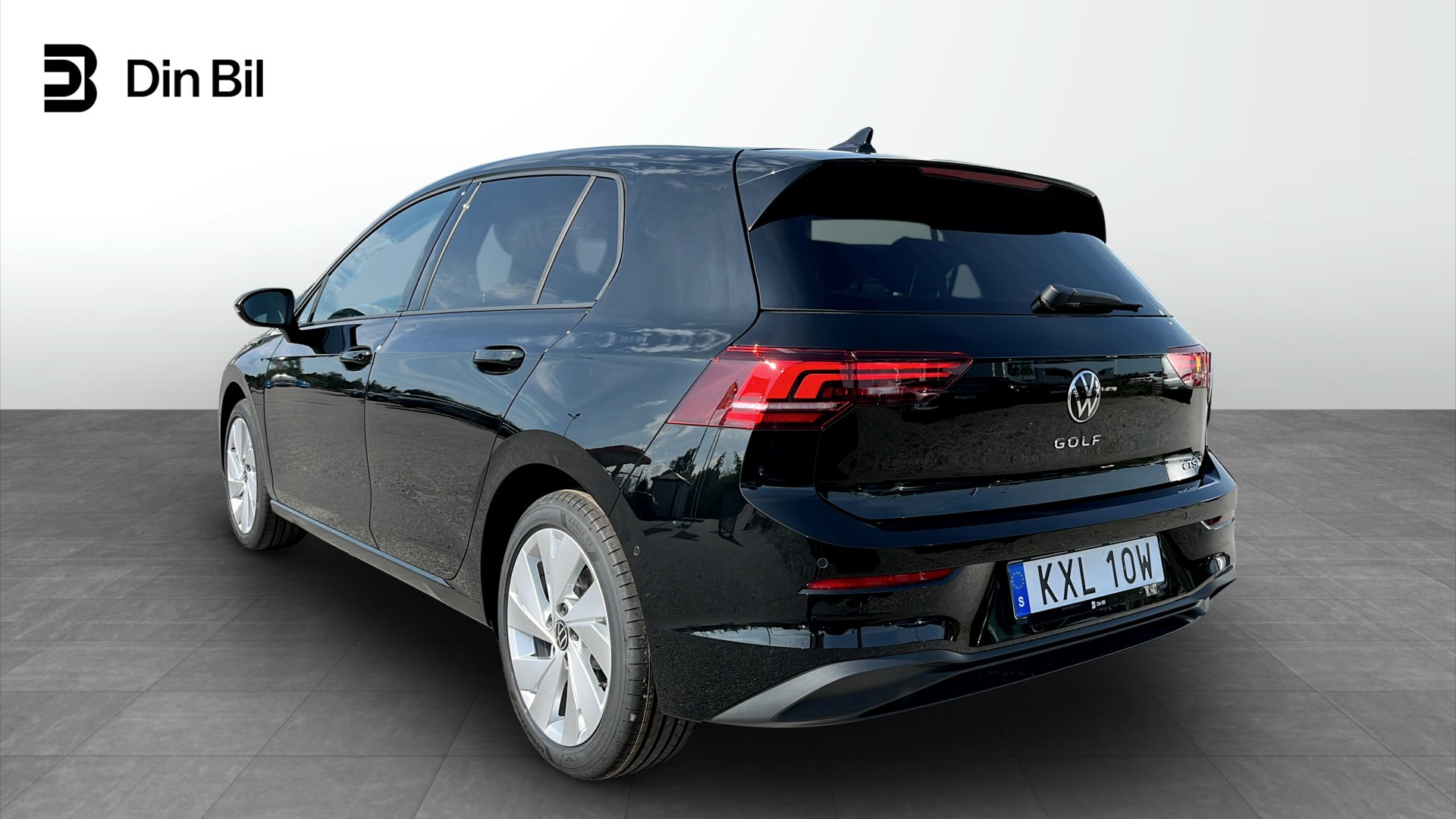 Volkswagen Golf KXL10W