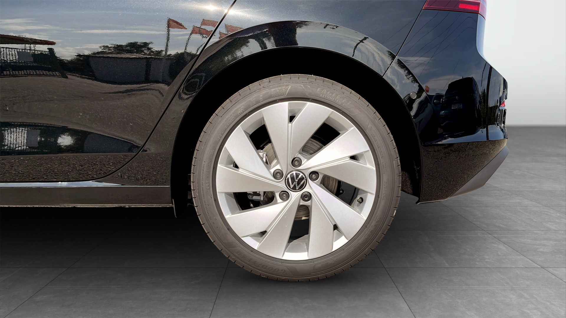 Volkswagen Golf KXL10W