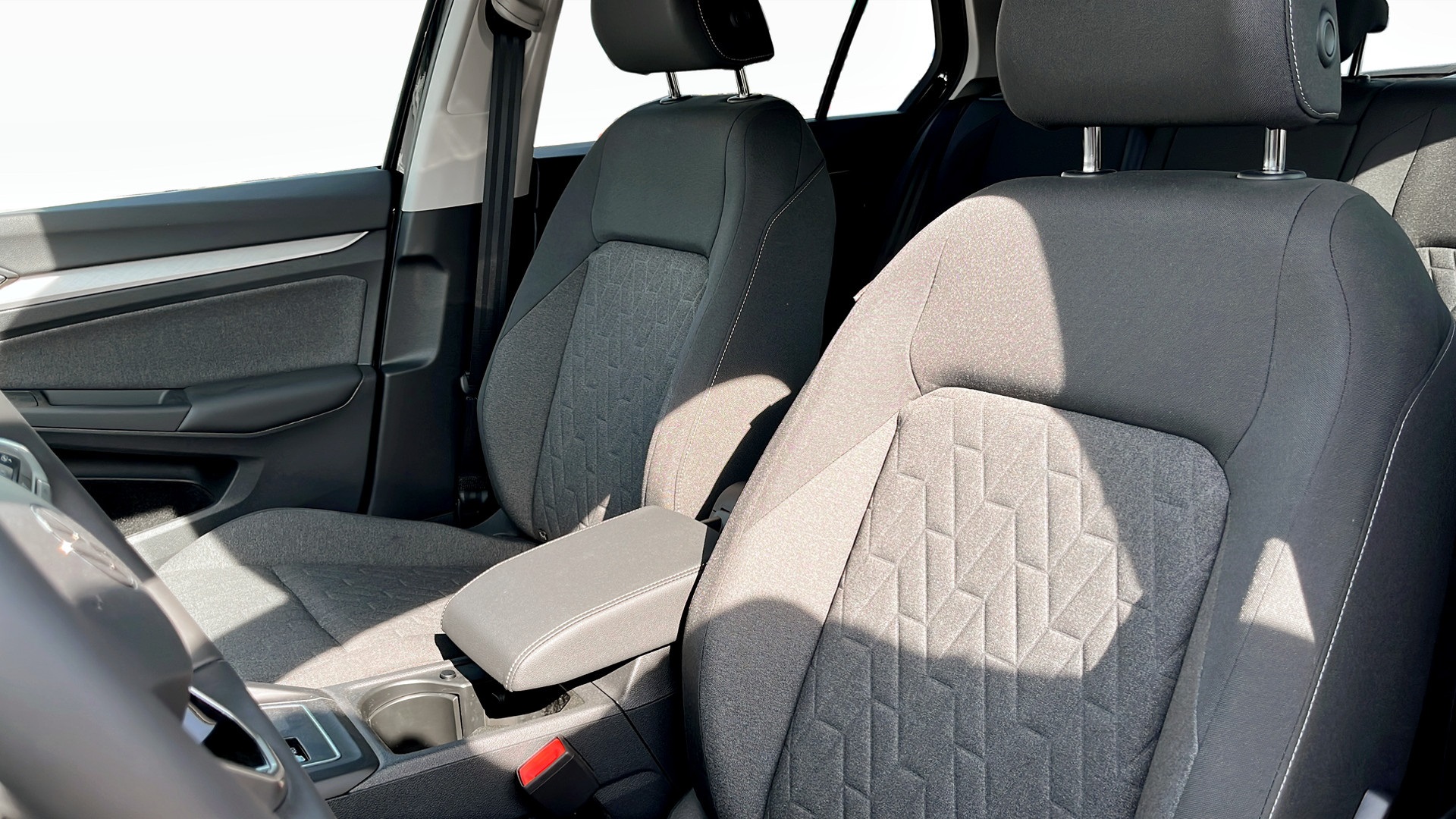 Volkswagen Golf KXL10W