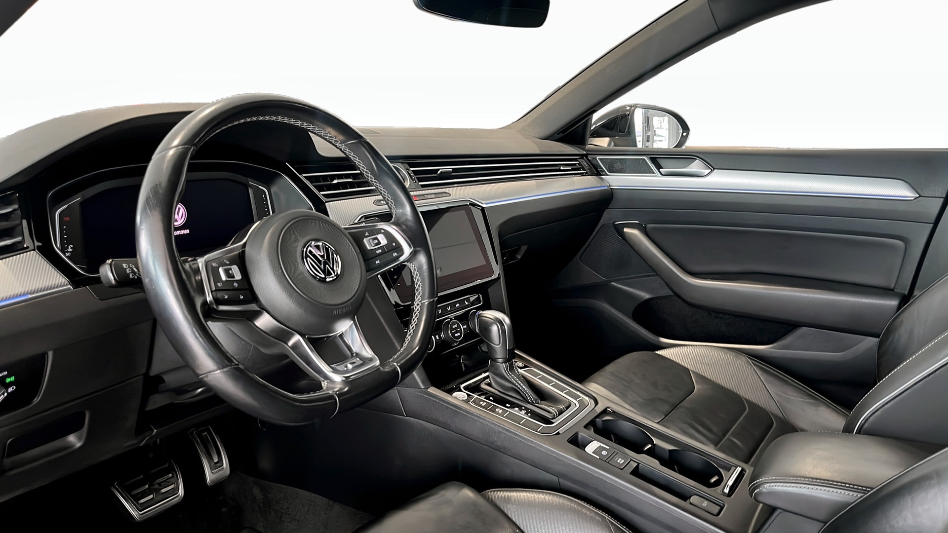 Volkswagen Arteon KXL81B