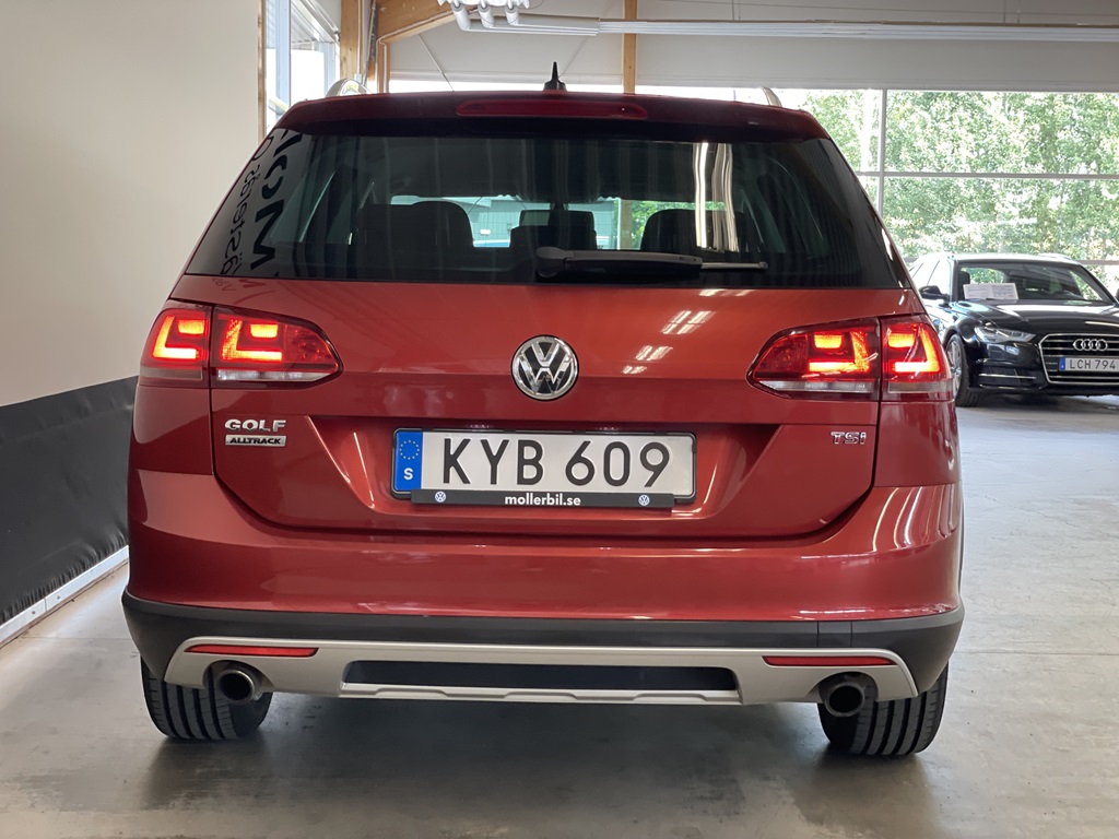 Volkswagen Golf KYB609