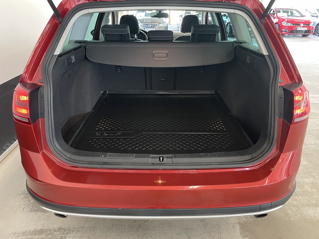 Volkswagen Golf KYB609