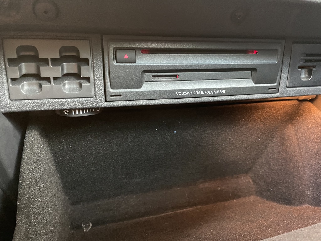 Volkswagen Golf KYB609