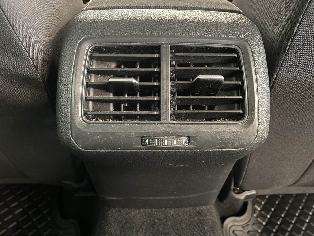 Volkswagen Golf KYB609