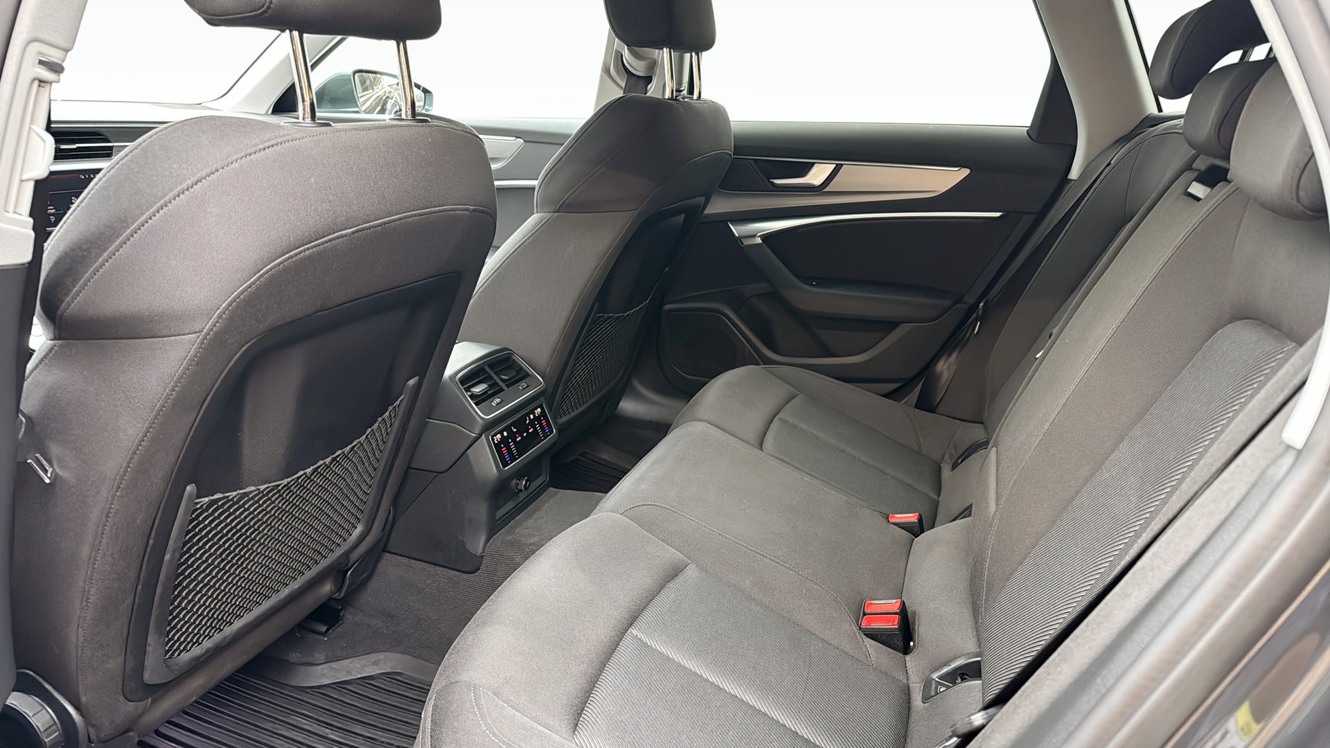Audi A6 Avant TFSI e KYH16N