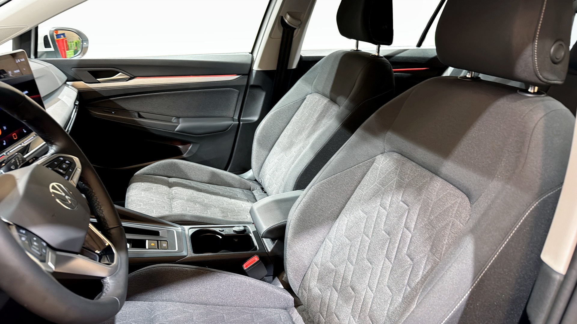 Volkswagen Golf KYJ26Z