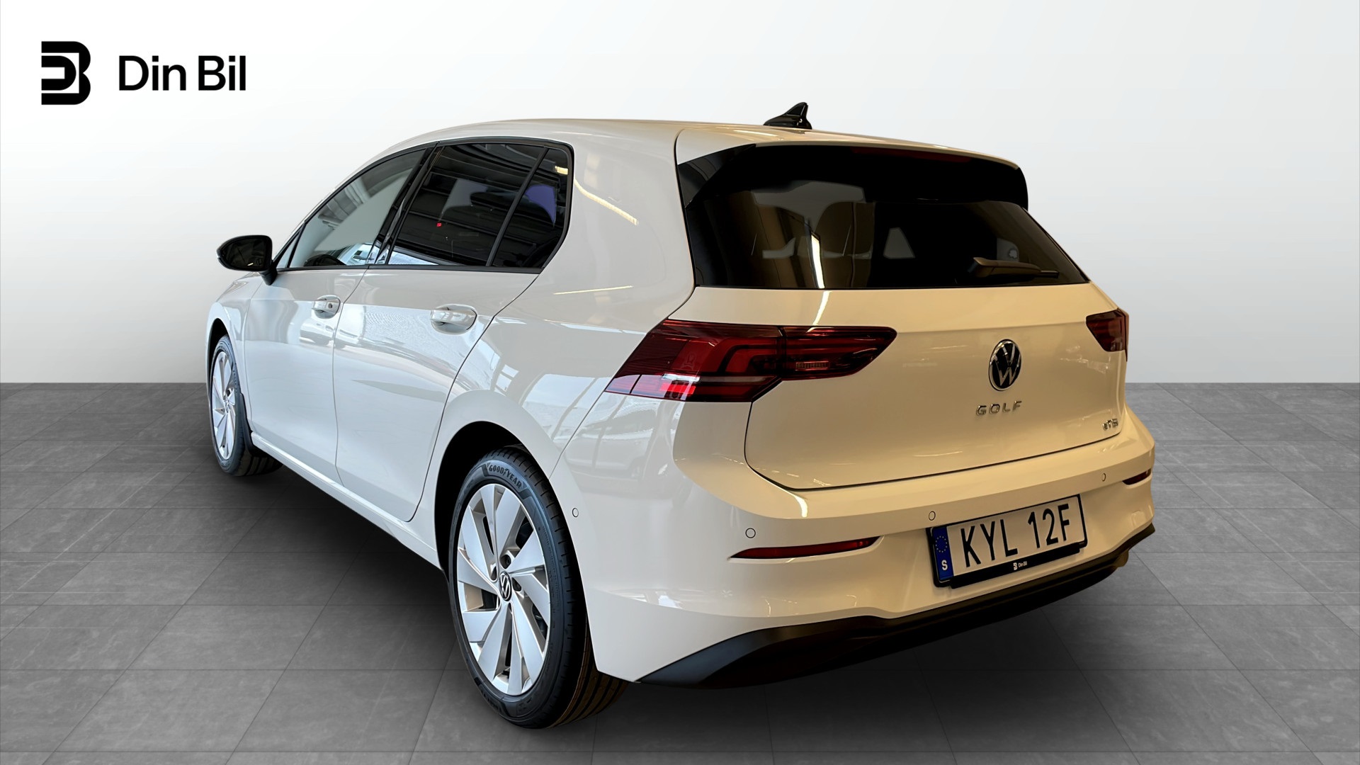 Volkswagen Golf KYL12F