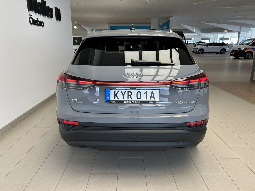 Audi Q4 e-tron KYR01A