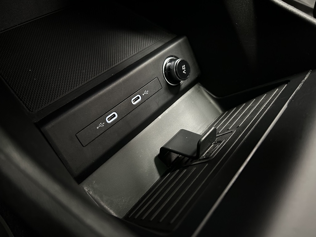 Audi Q4 e-tron KYR01A