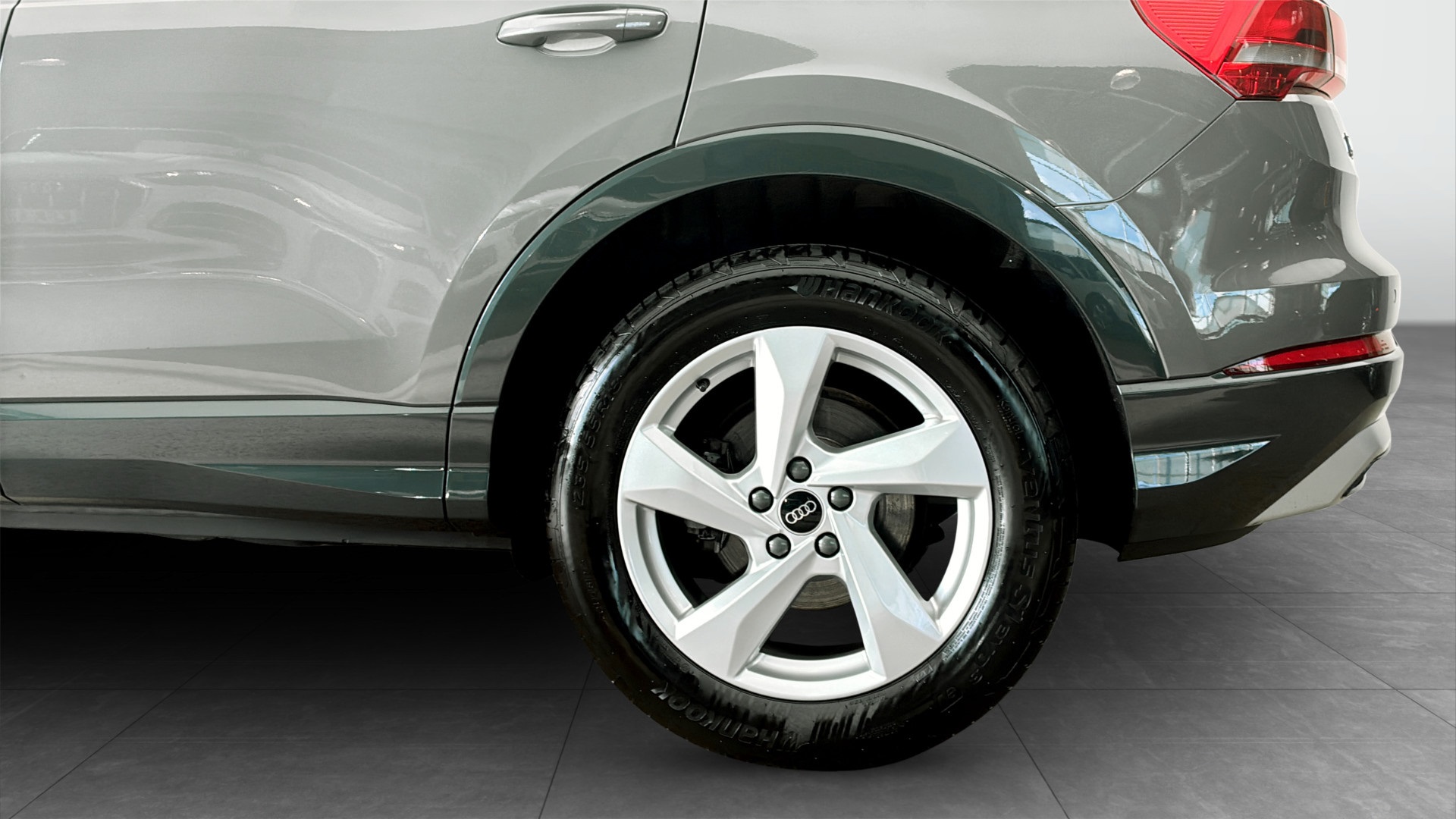 Audi Q3 KYY50G