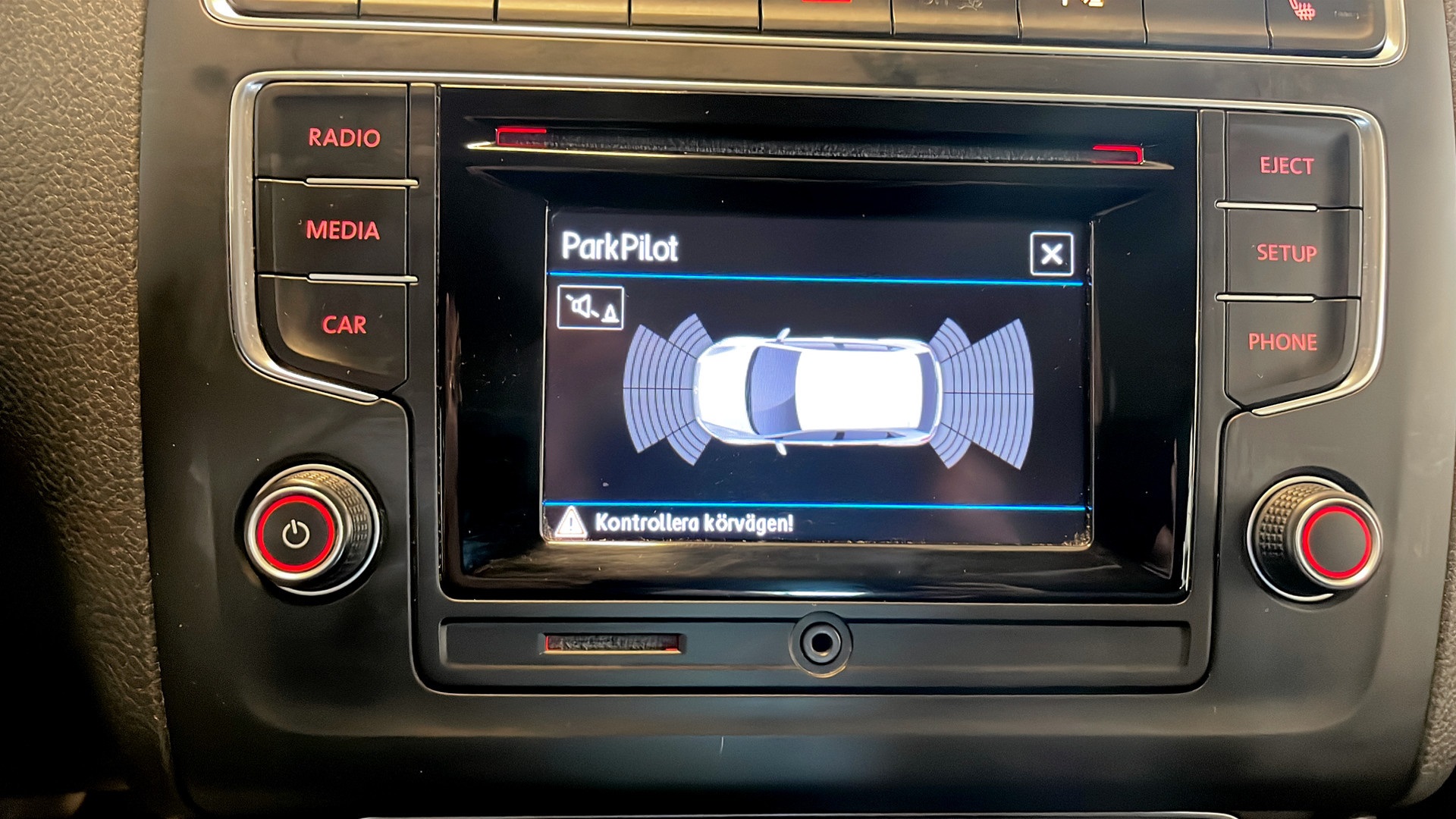 Volkswagen Polo KZG737