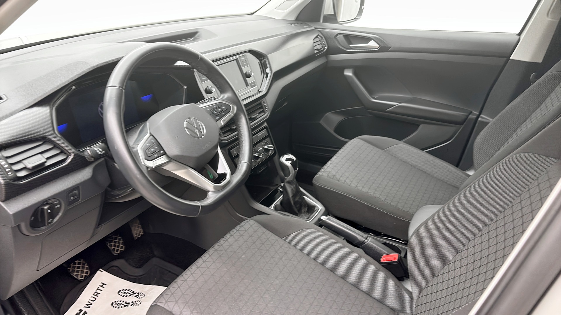 Volkswagen T-Cross KZM63T