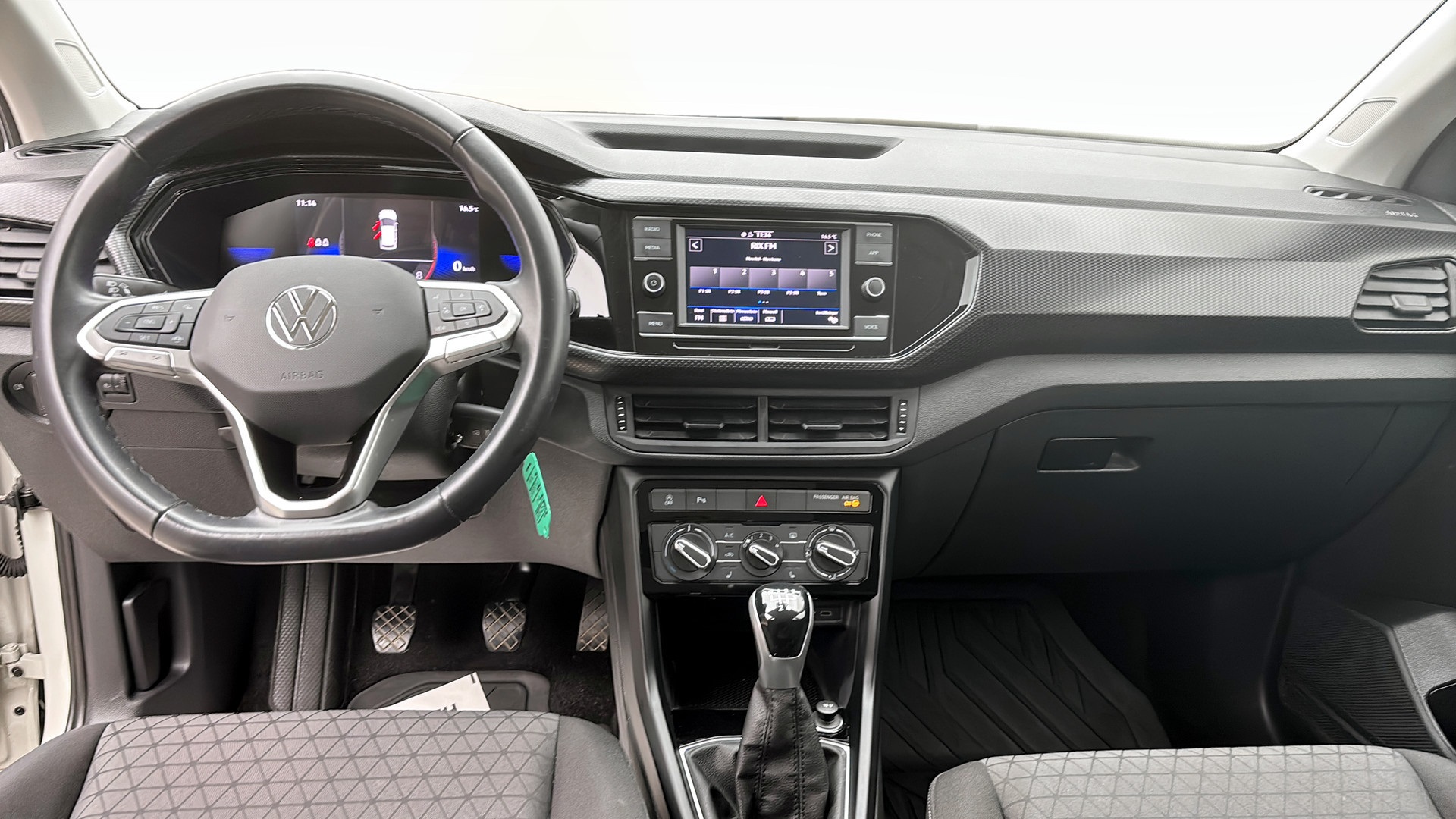 Volkswagen T-Cross KZM63T