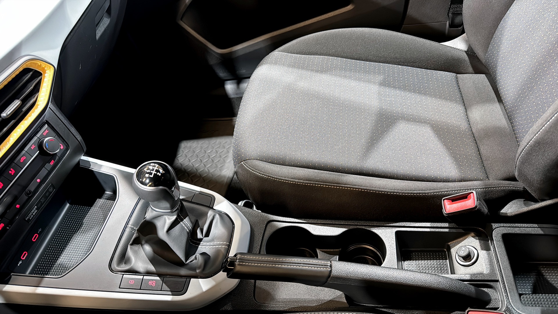 SEAT Arona KZX09U