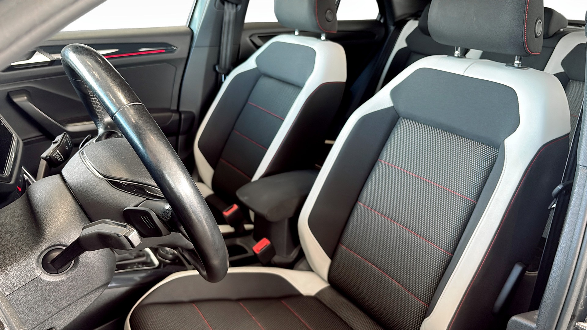 Volkswagen T-Roc LAF623