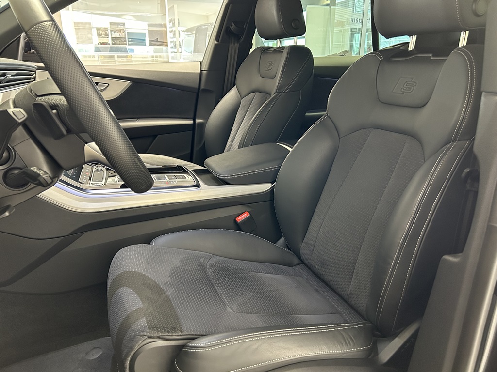 Audi Q8 LAS27Z