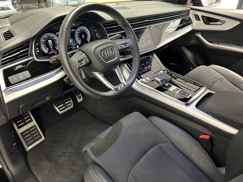 Audi Q8 LAS27Z