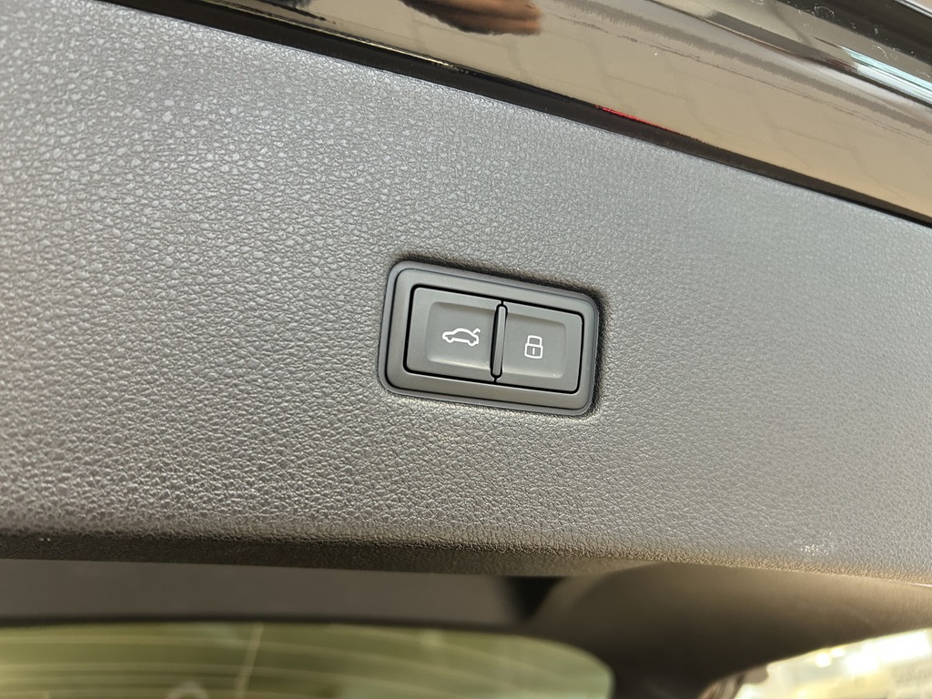 Audi Q8 LAS27Z