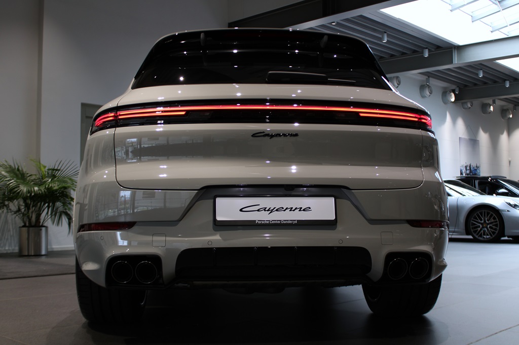 Porsche Cayenne LAU09B