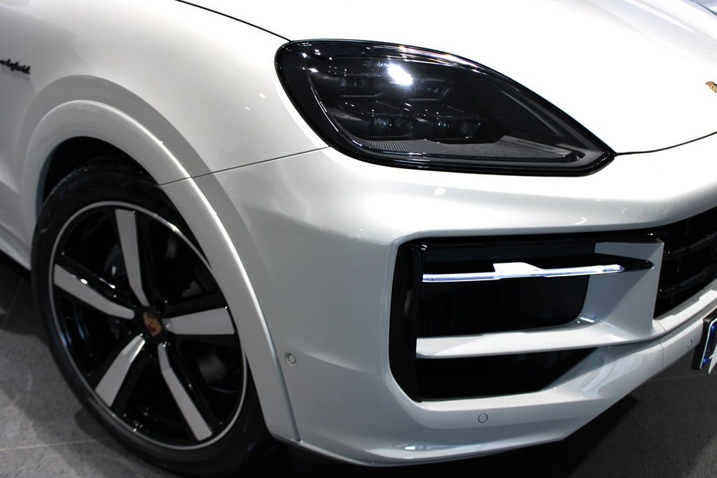 Porsche Cayenne LAU09B