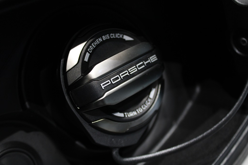 Porsche Cayenne LAU09B