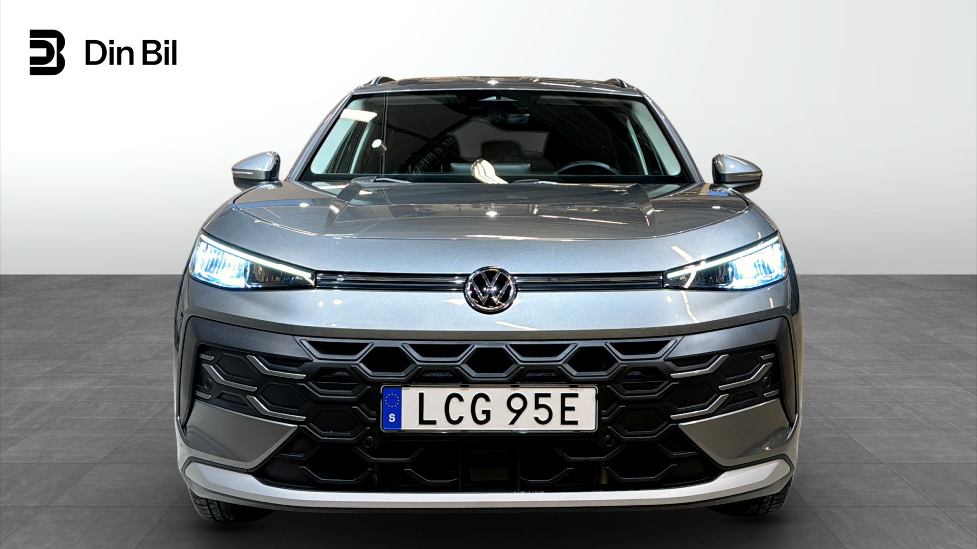 Volkswagen T-Roc LCG95E