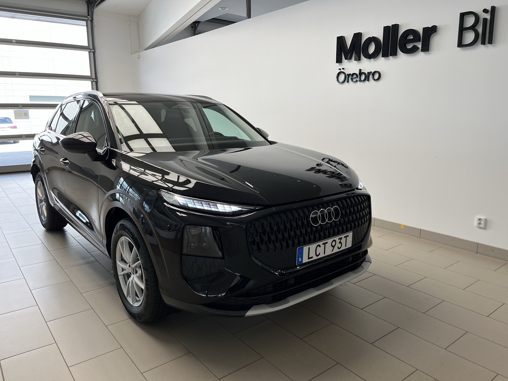 Audi Q3 Sportback LCT93T