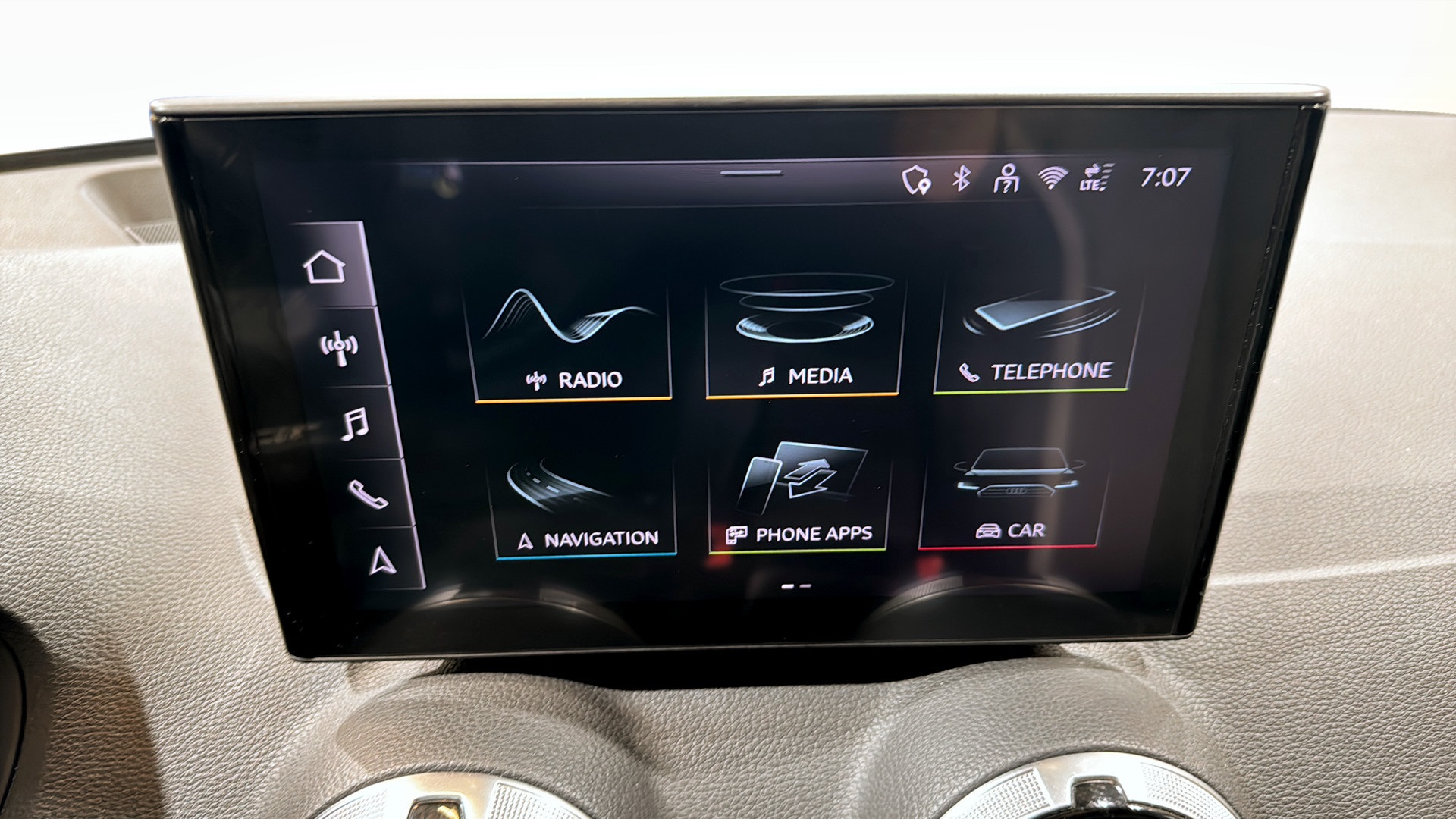 Audi Q2 LDF76K