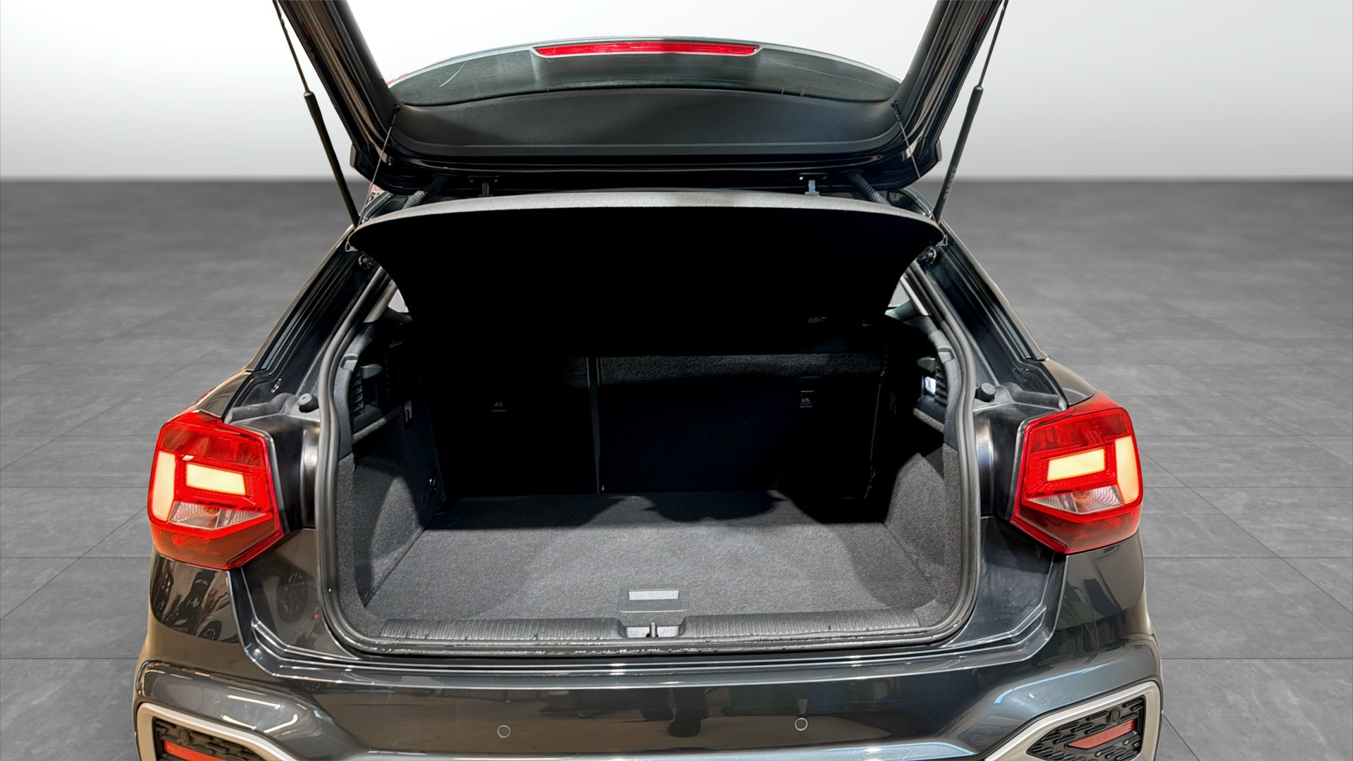 Audi Q2 LDF76K