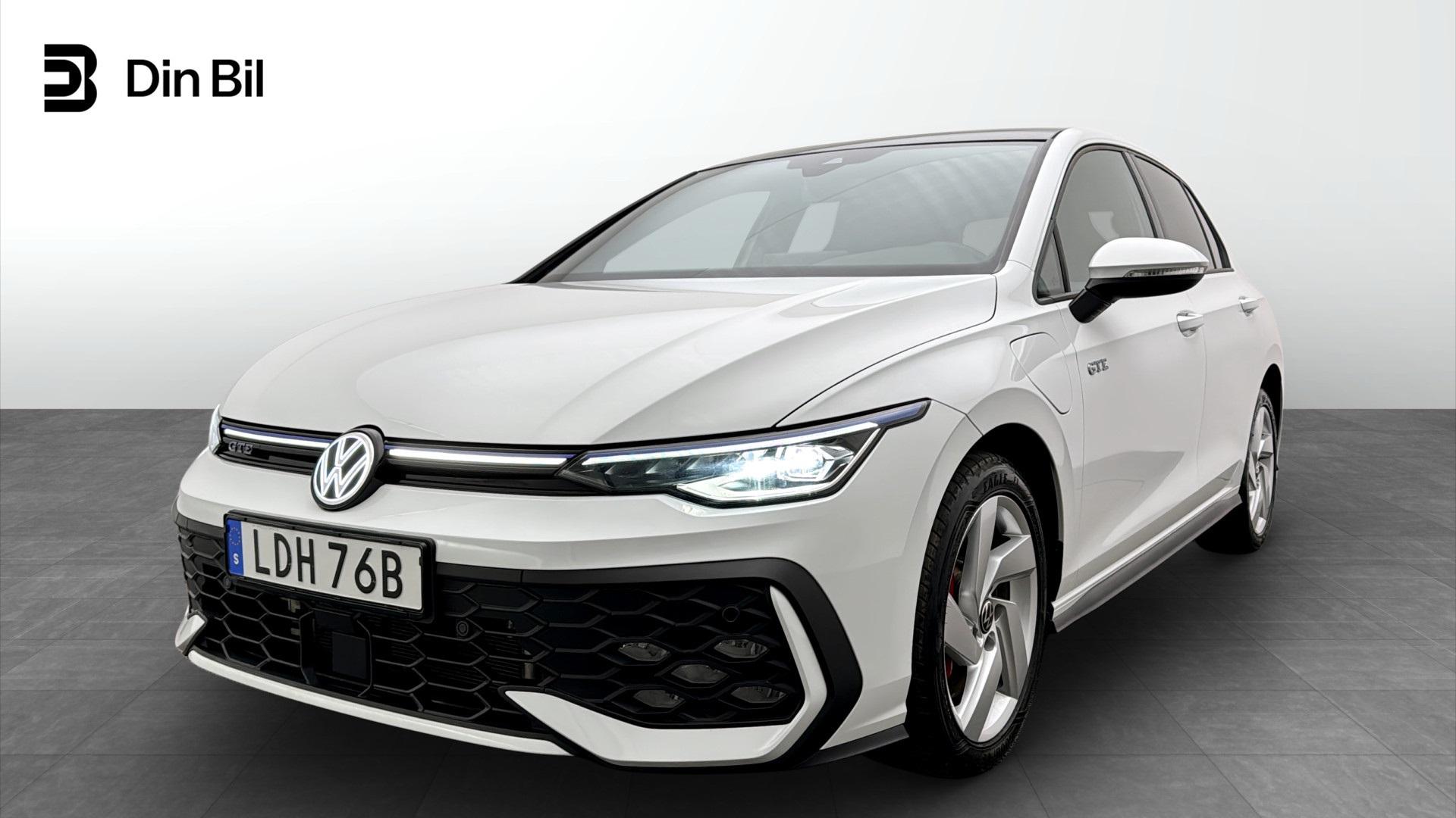 Volkswagen Golf 2025
