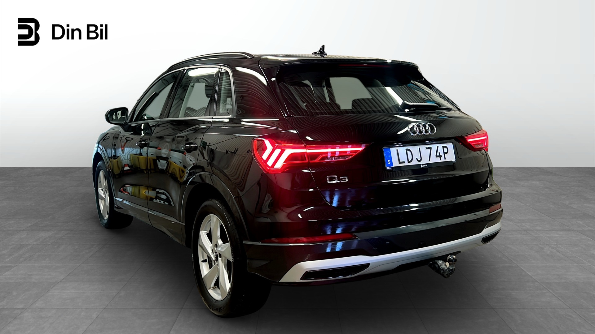 Audi Q3 LDJ74P