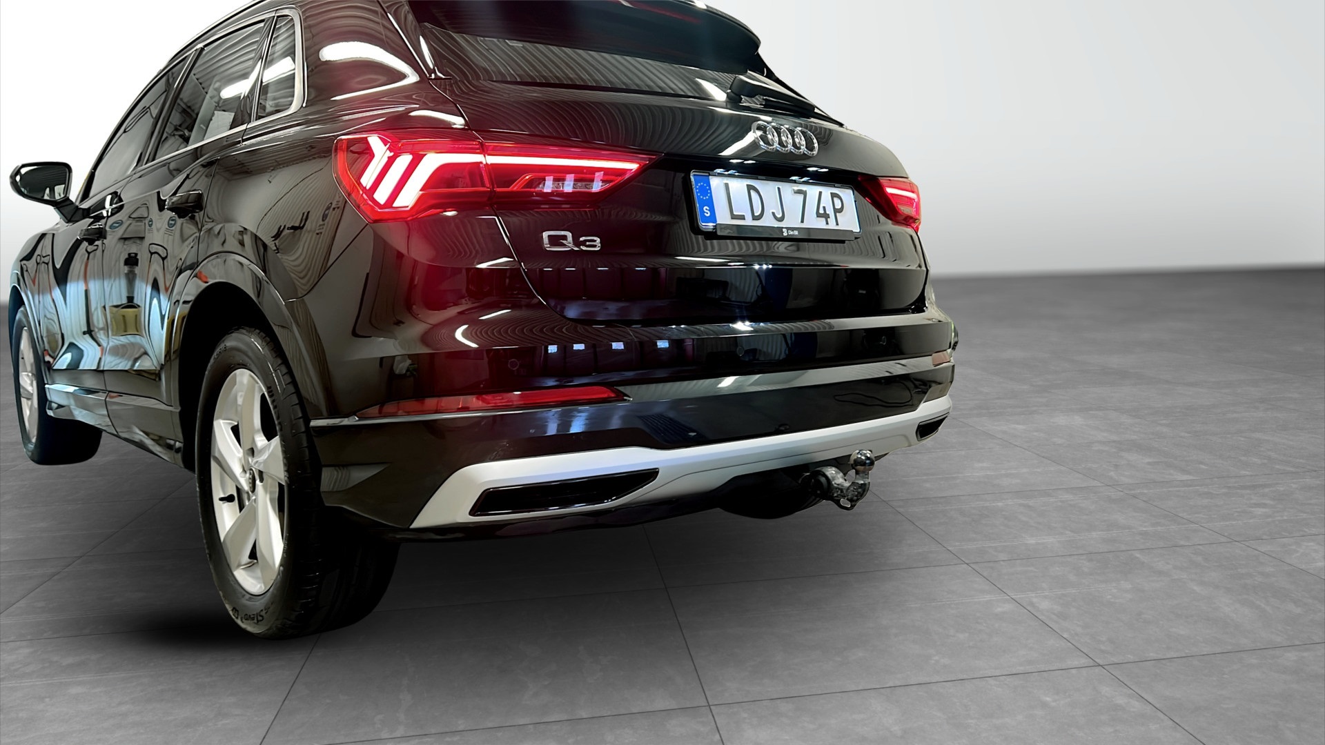Audi Q3 LDJ74P