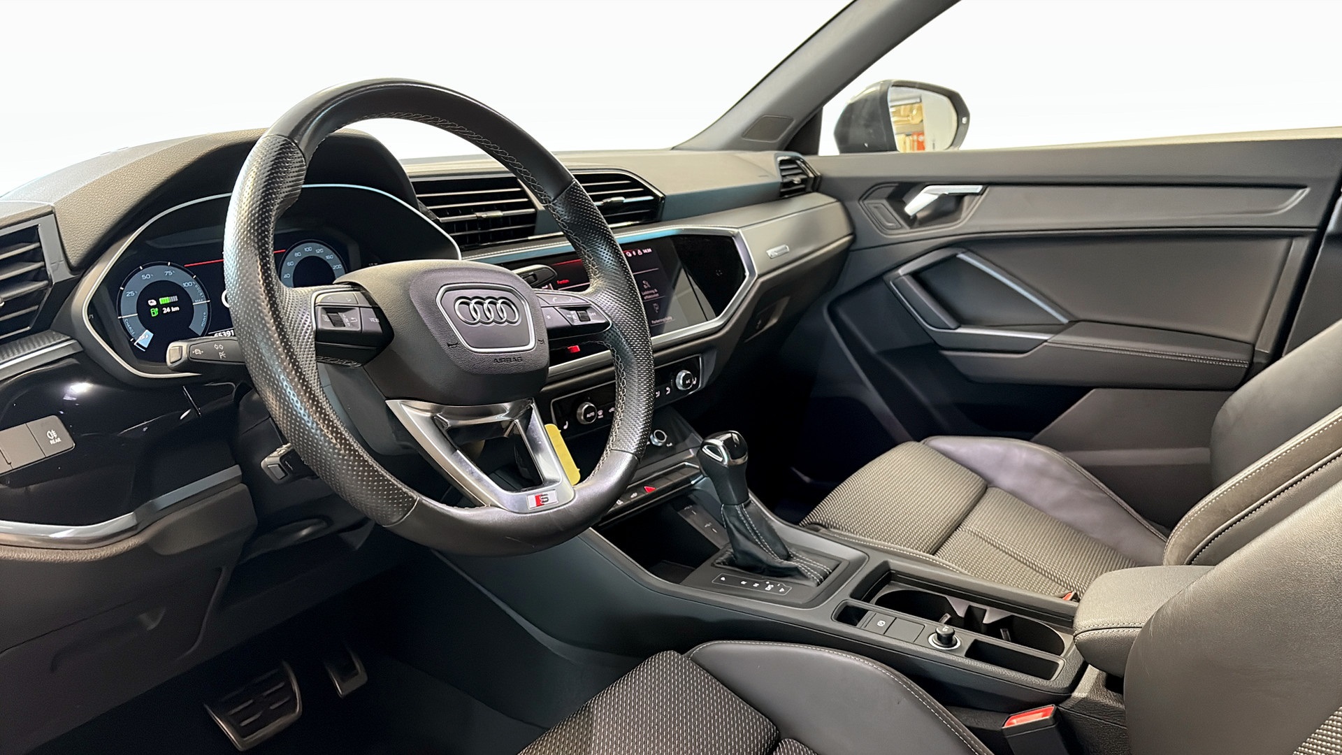 Audi Q3 Sportback LDU62D