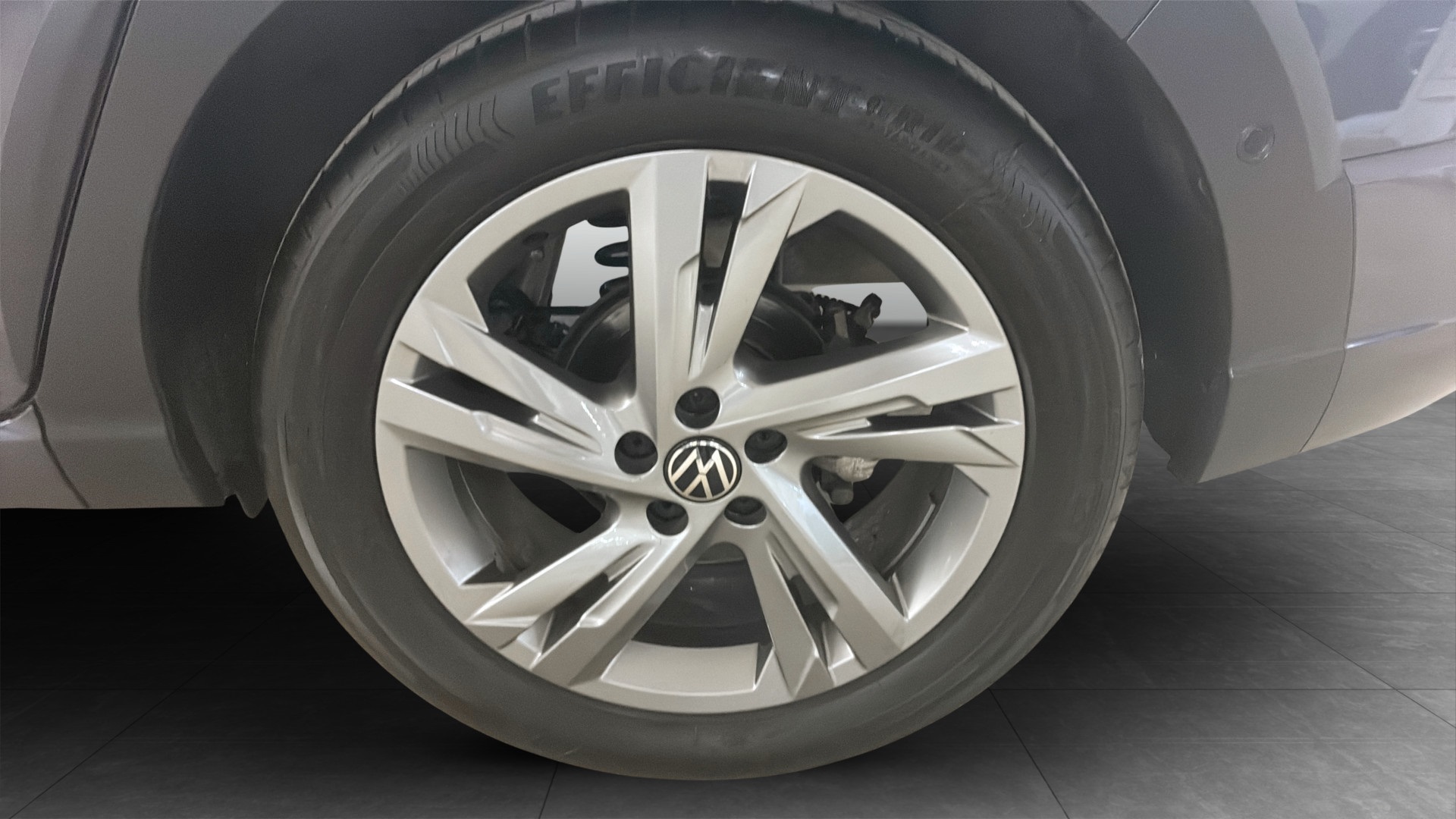 Volkswagen Taigo LEN37B