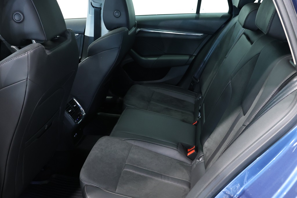 Skoda Octavia Combi LFB20T