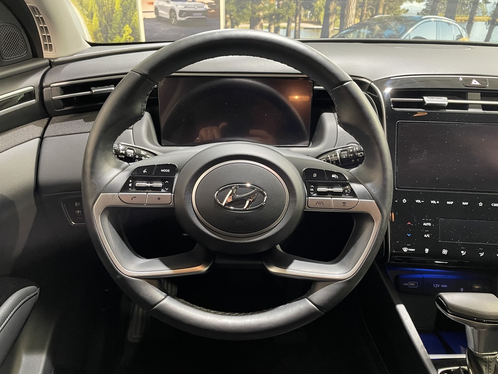 Hyundai Tucson LFB37U