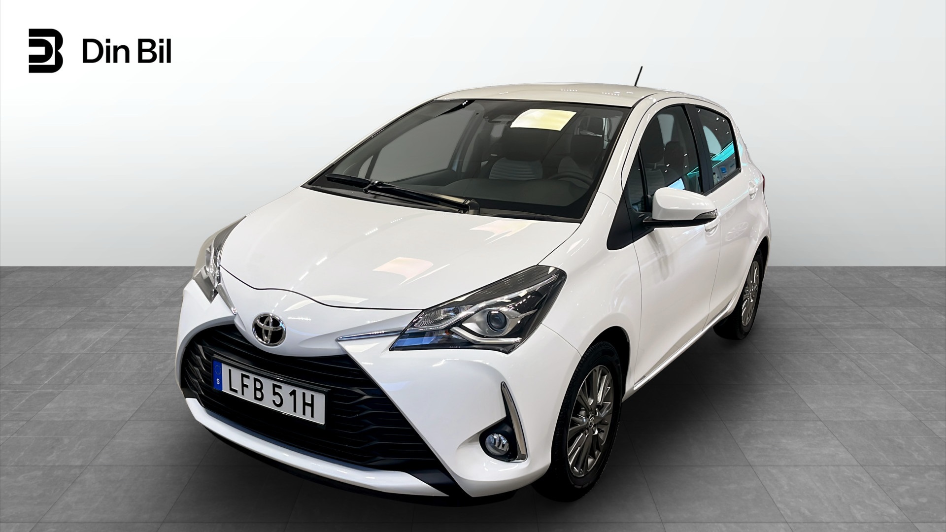 Toyota Yaris LFB51H