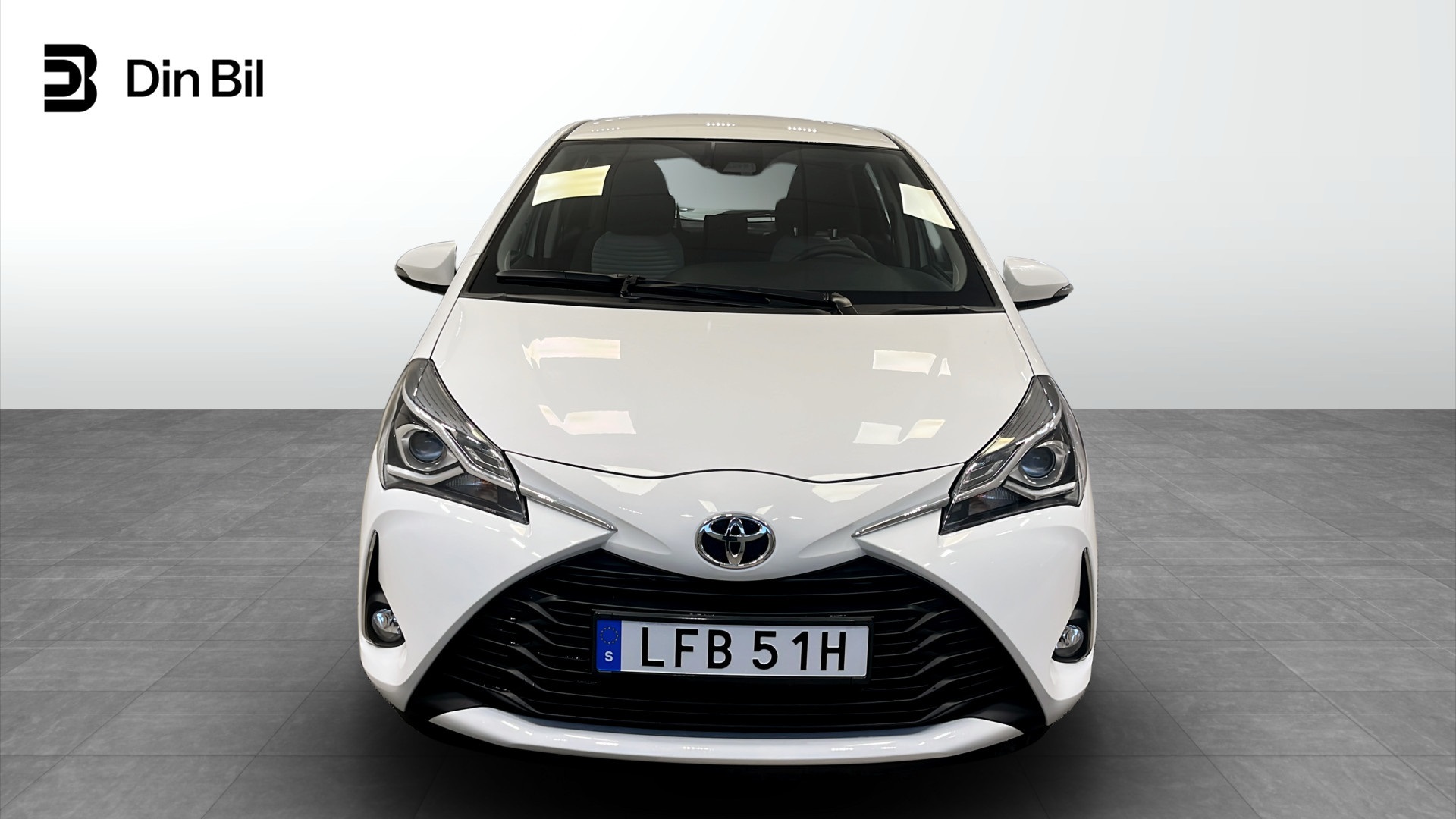 Toyota Yaris LFB51H