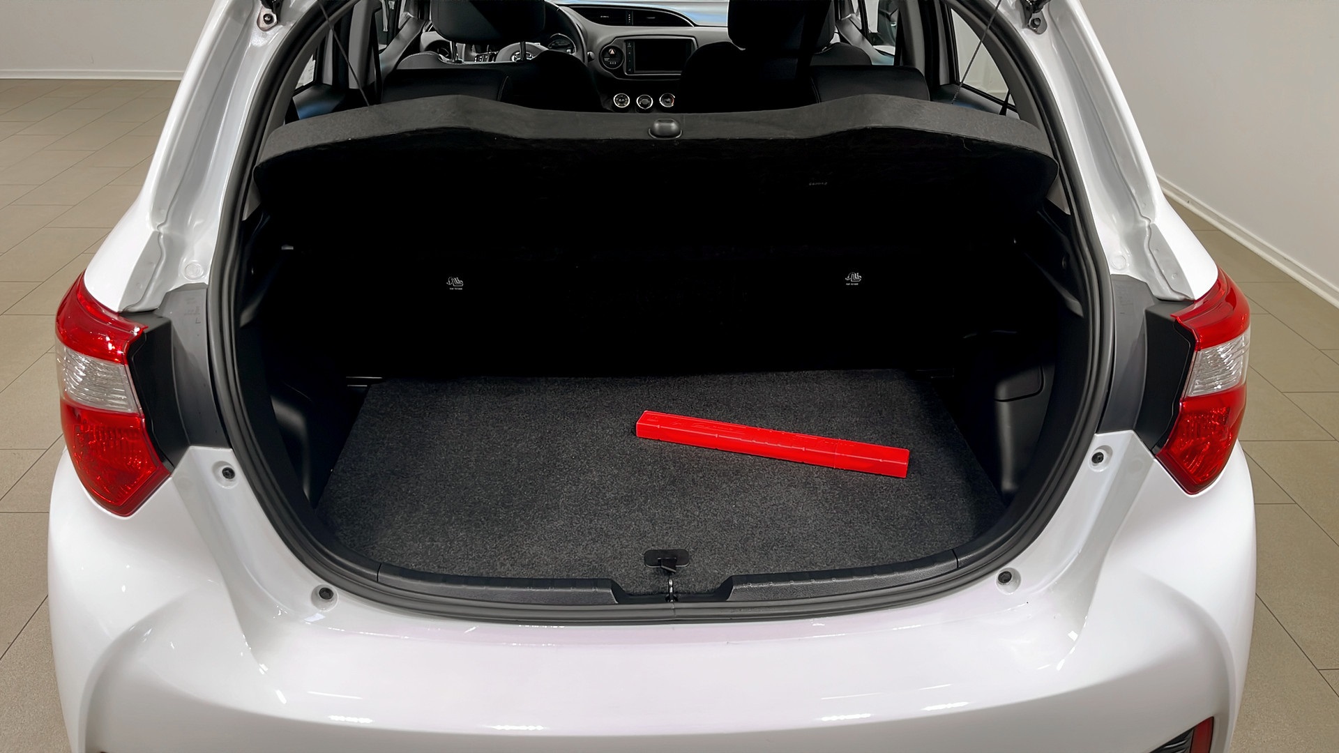 Toyota Yaris LFB51H