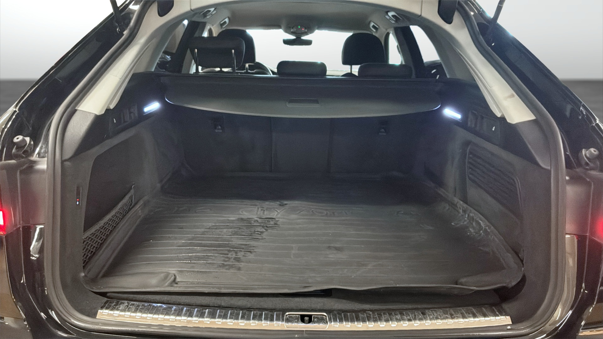 Audi A6L LFF62B
