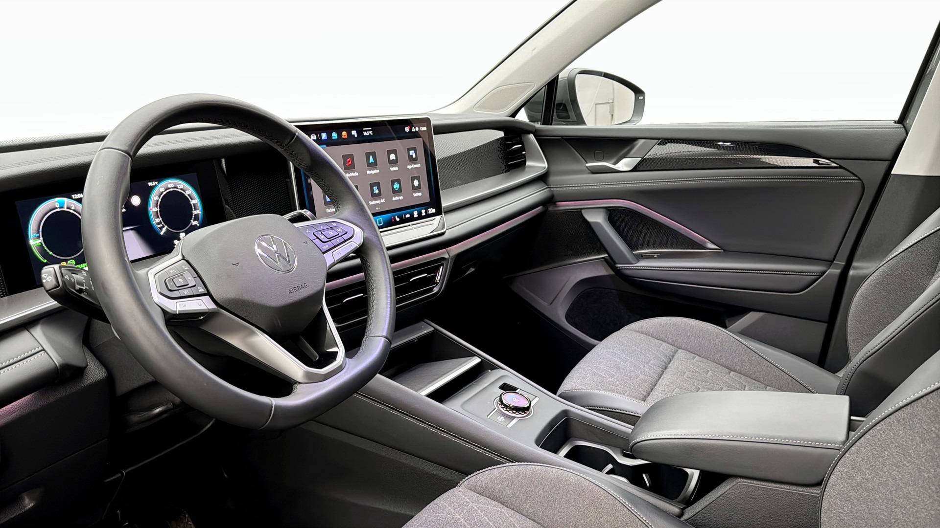 Volkswagen Tayron LFJ06P