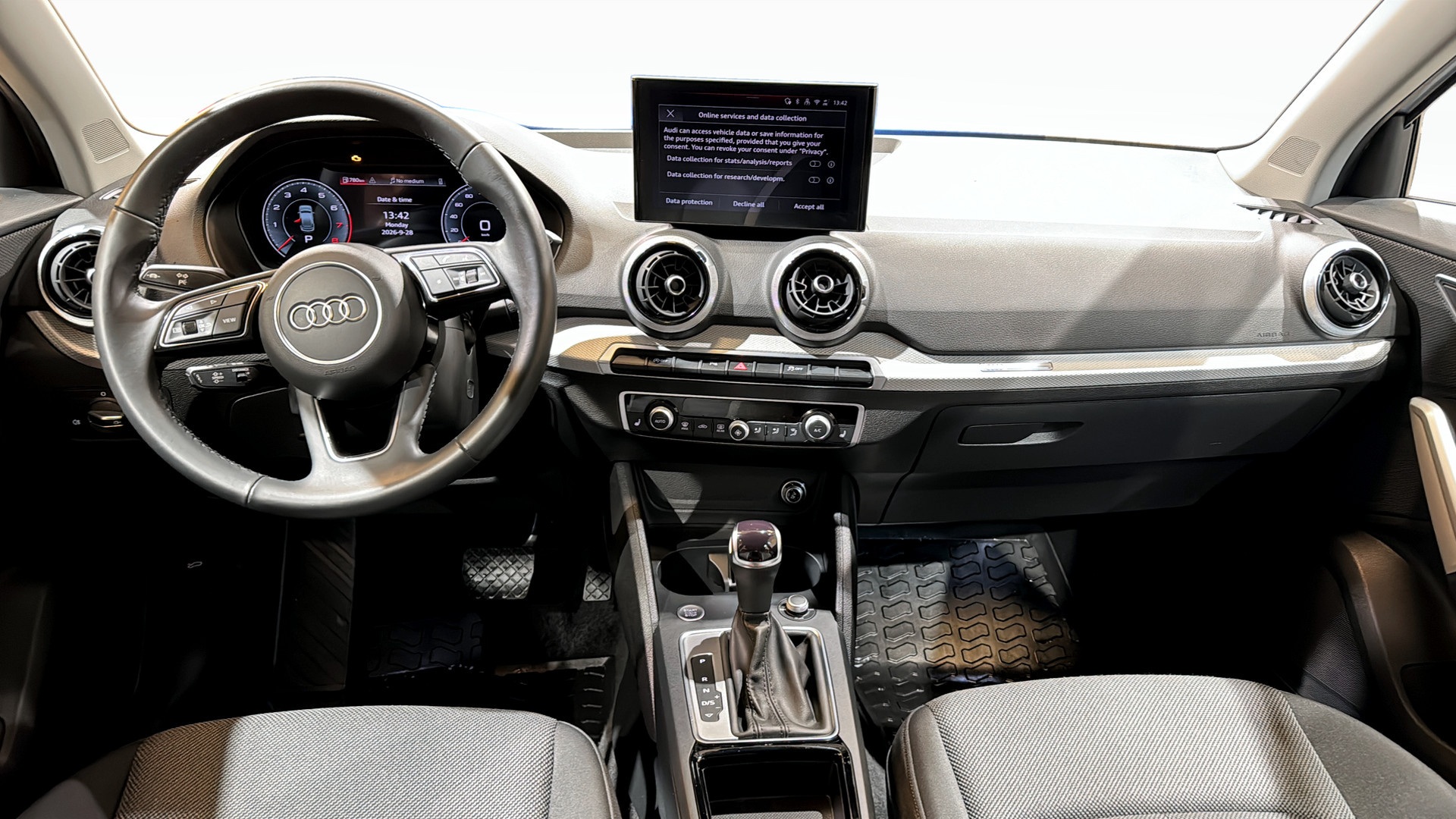 Audi Q2 LGC93B