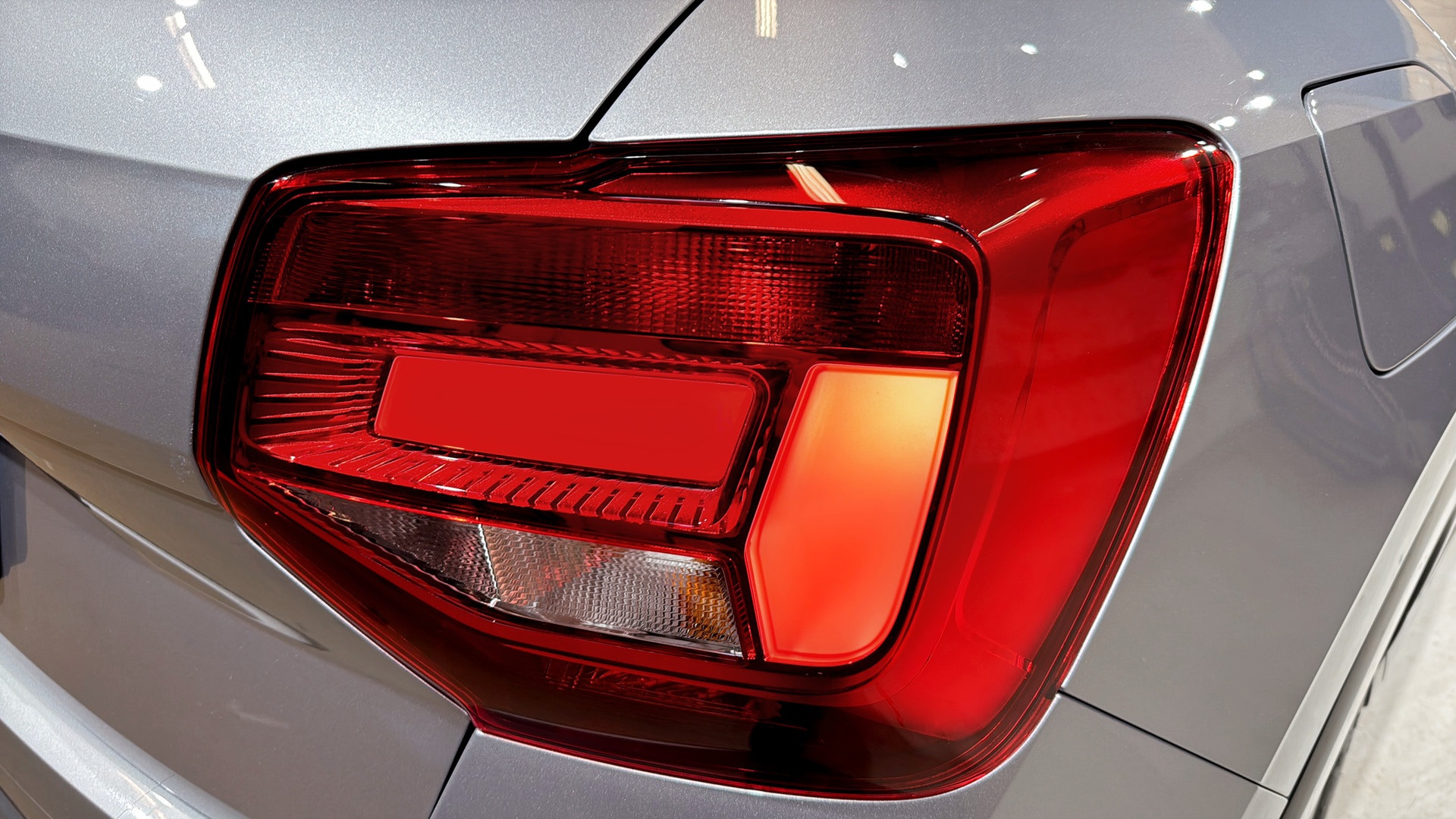 Audi Q2 LGC93B