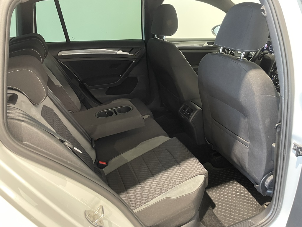 Volkswagen Golf Sportscombi LGK82E