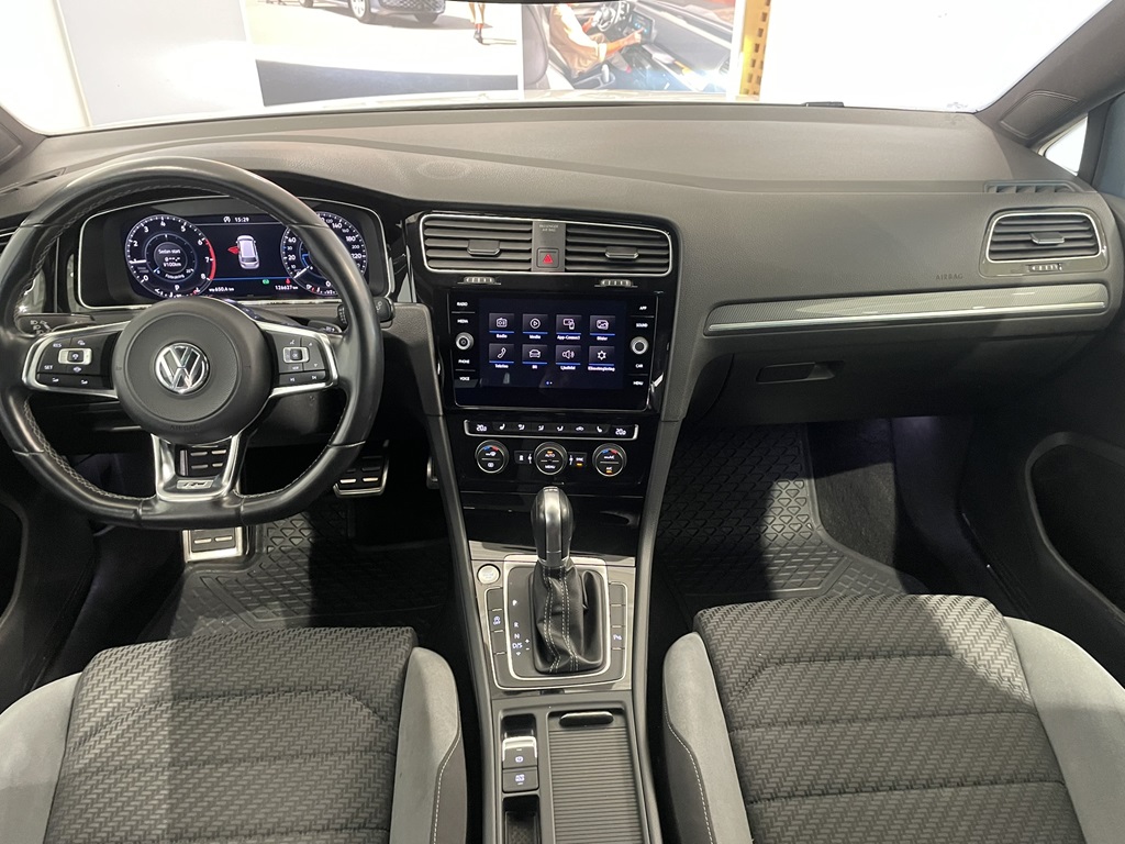 Volkswagen Golf Sportscombi LGK82E