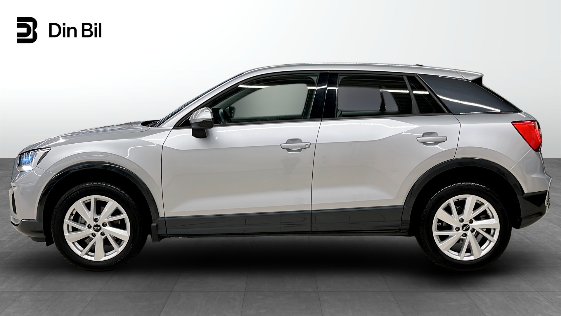 Audi Q2 LGL76J