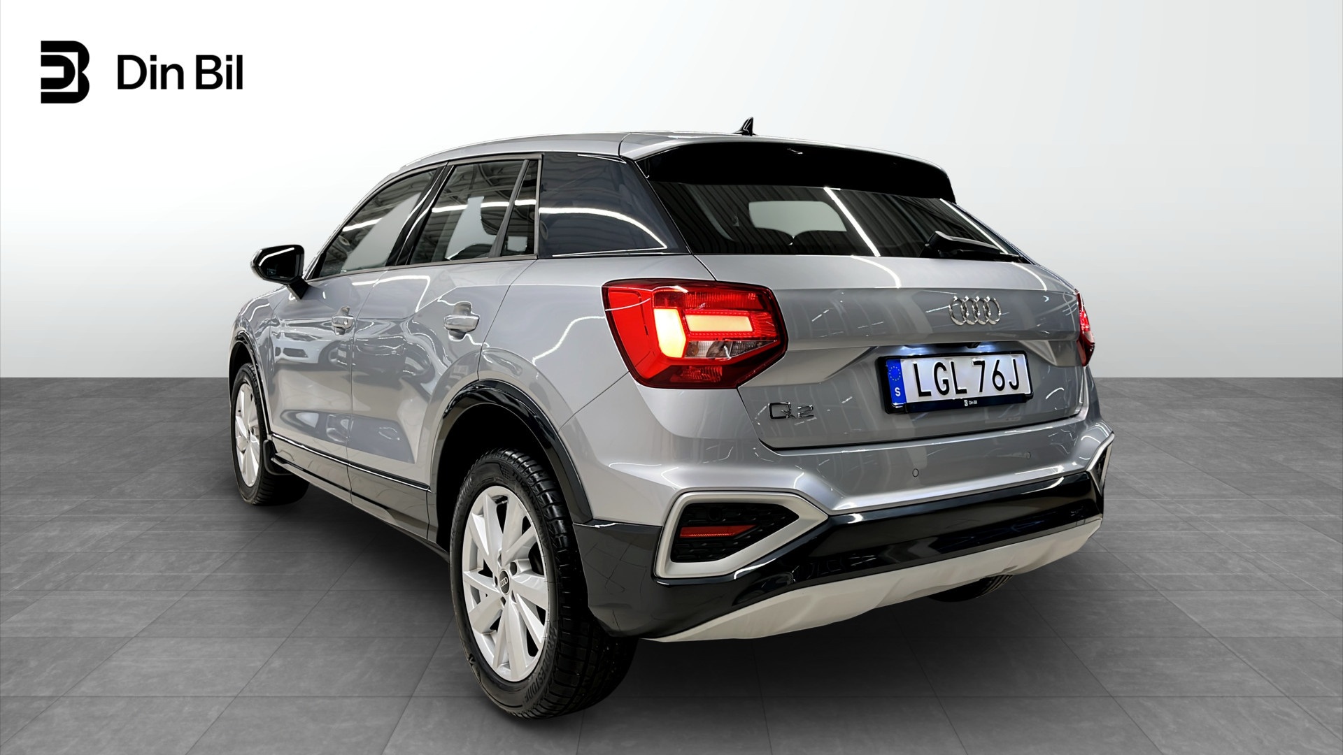 Audi Q2 LGL76J