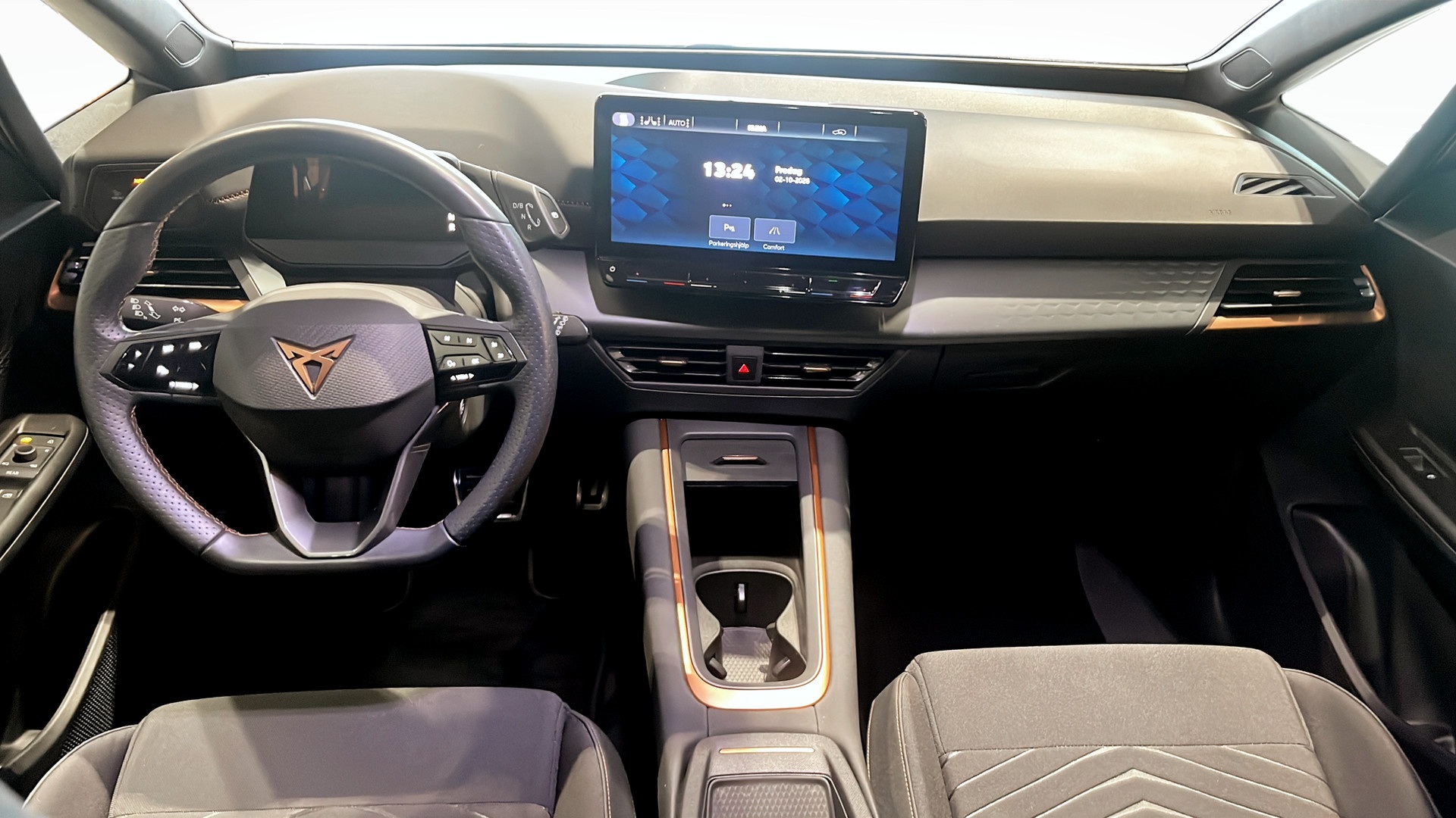 CUPRA Born LGM11J