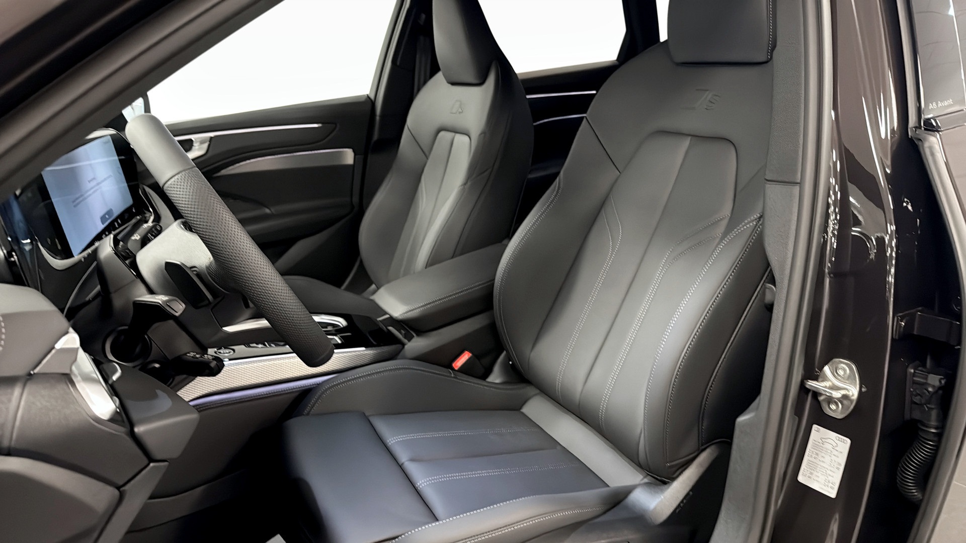 Audi A6 Avant LGN13D